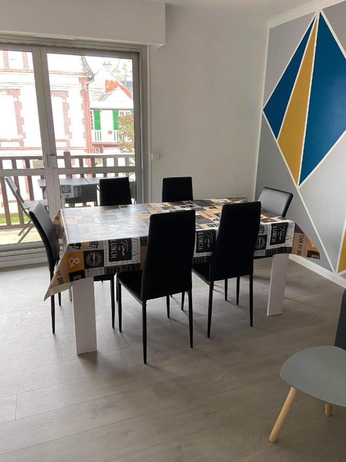 Cabourg Centre, Appartement Pour 4 Personnes A 100M De La Mer Eksteriør billede